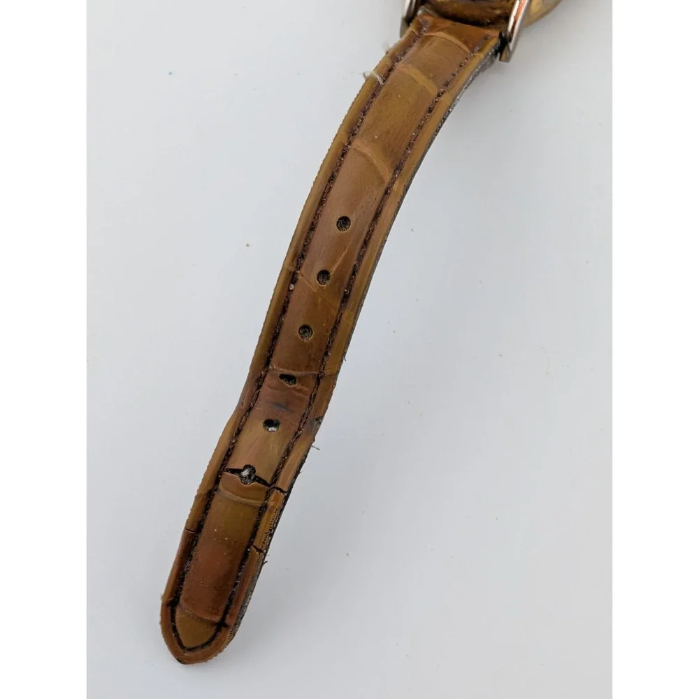 Vintage White Stag Women's Watch 25mm Gold Case Leather Band- New Battery
